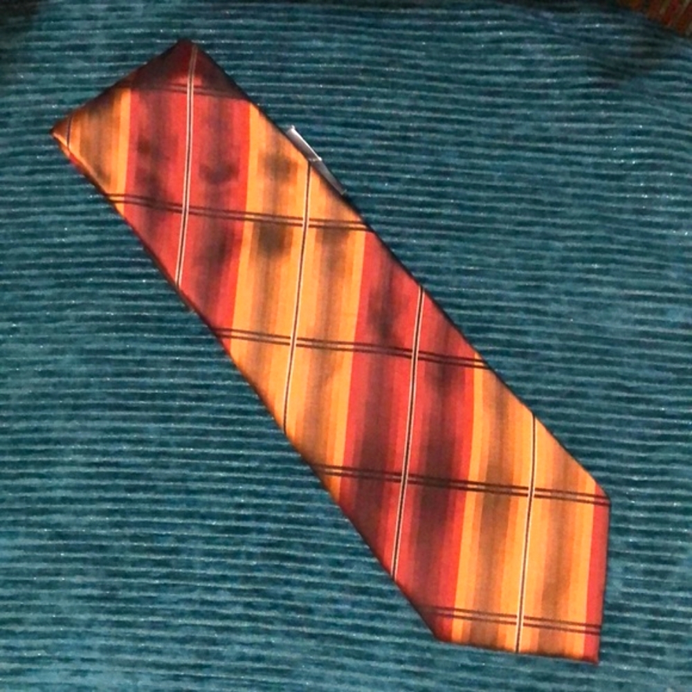VAN HEUSEN TIE